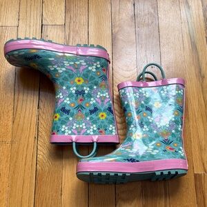 NEW super cute kids rain boots!